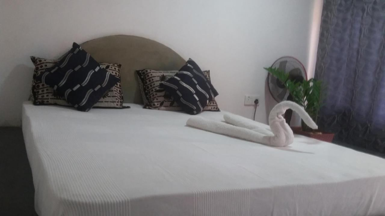 Angry Birds Homestay Habarana Εξωτερικό φωτογραφία