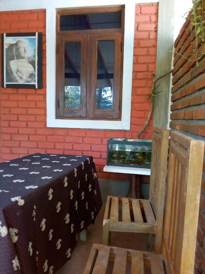 Angry Birds Homestay Habarana Εξωτερικό φωτογραφία